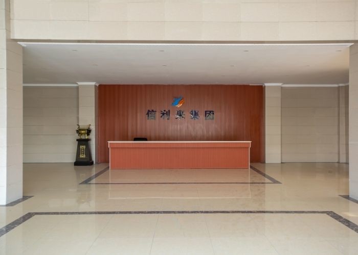 Shenzhen Xinlilai Touch Technology Co., Ltd. linea di produzione in fabbrica