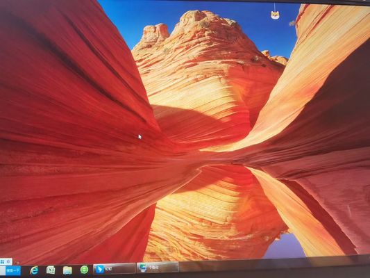 15.6 pollici Industrial LCD Touch Screen Panel PC con display XDR OLED