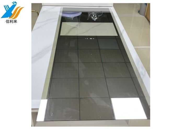 Display tattile a LED personalizzabile Smart Mirror con vari sistemi operativi struttura G+G impermeabile per Smart home Bagno